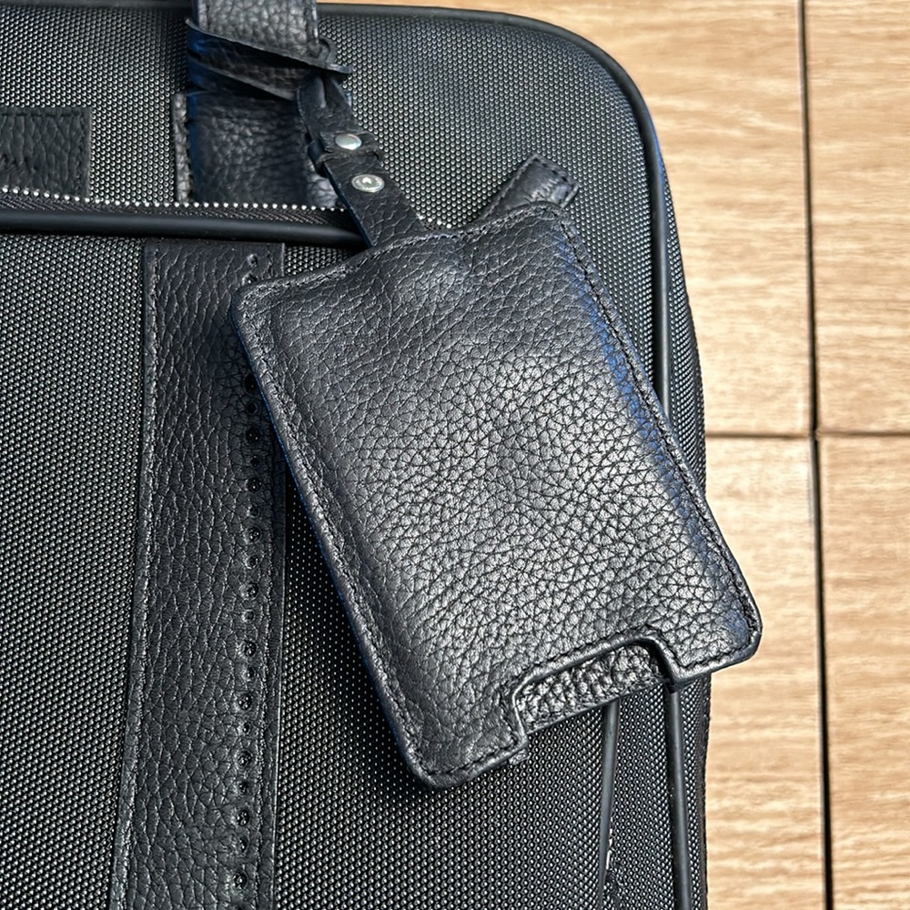 Cole Haan Overnight Work and Laptop Suitcase on wheels - Picture 3 of 9